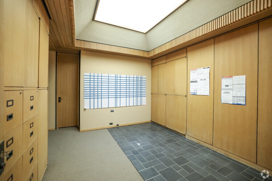 More Photos Of 114 E 5th St, Tulsa Office For Sale