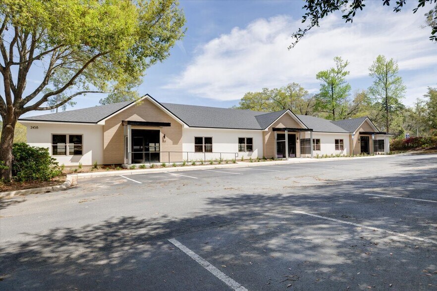 More Photos Of 2458 Mahan Dr, Tallahassee Medical For Lease