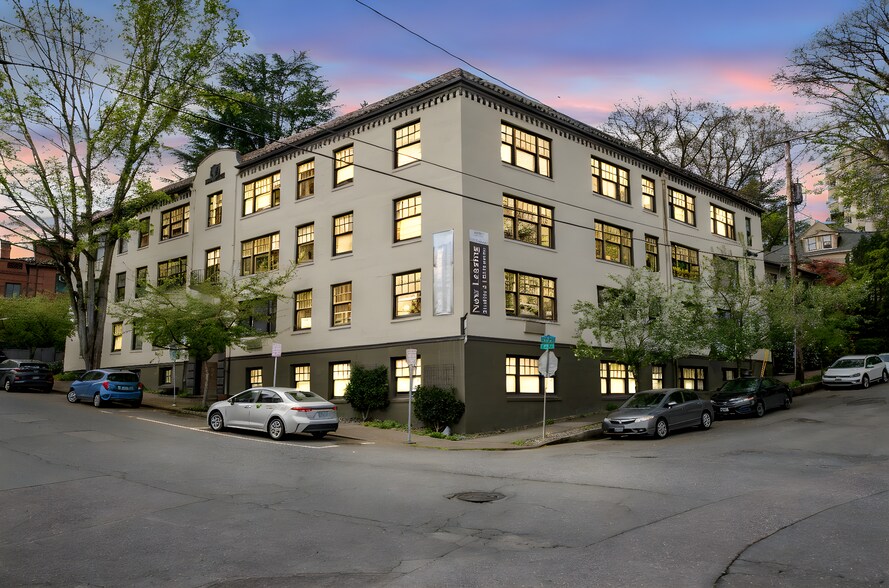 More Photos Of 911 SW 21st Ave, Portland Apartments For Sale