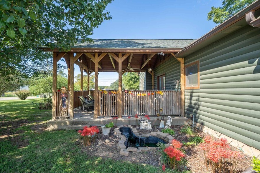 More Photos Of 389 HWY 174, Hope Specialty For Sale