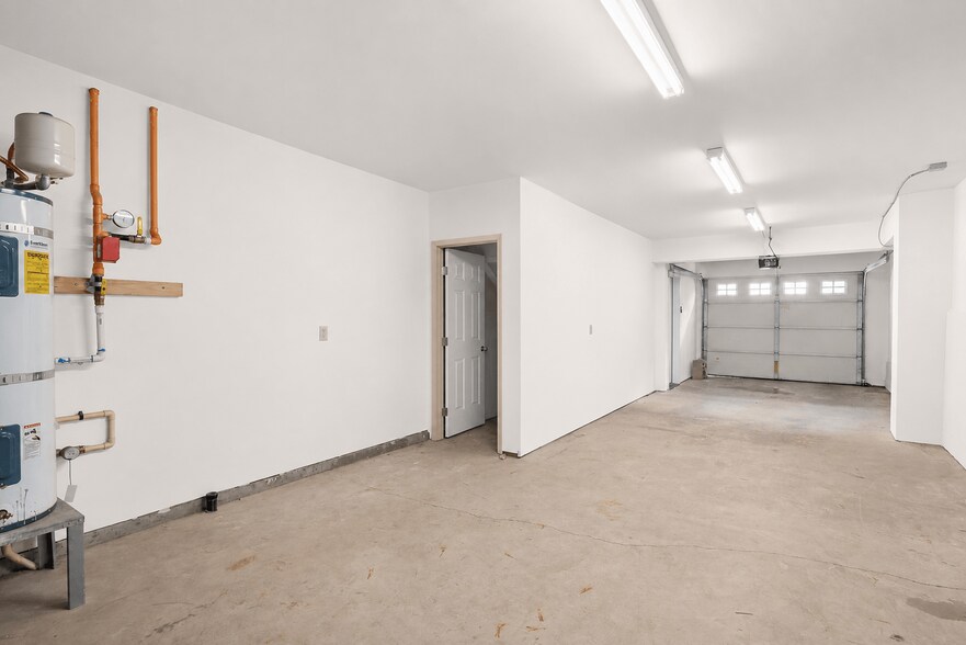 More Photos Of 2901 S 45th St, Tacoma Apartments For Sale