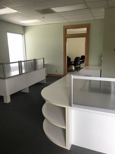 More Photos Of 7010 Soquel Dr, Aptos Office For Lease