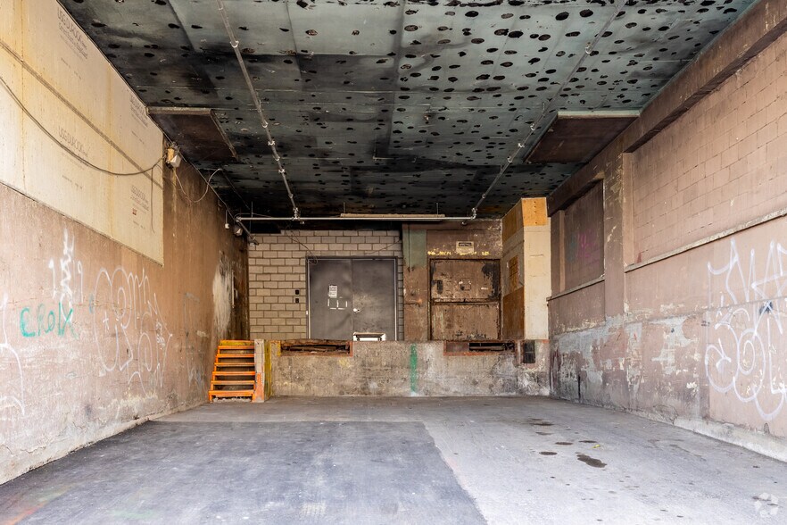 More Photos Of 3333 Boul Crémazie E, Montréal Loft Creative Space For Lease