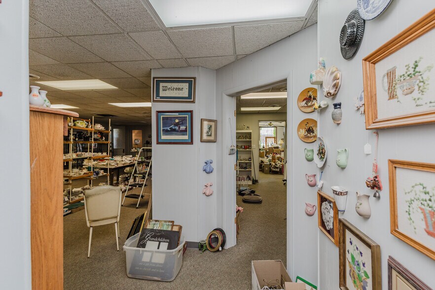 More Photos Of 920 Millington St, Winfield Storefront Retail Office For Sale