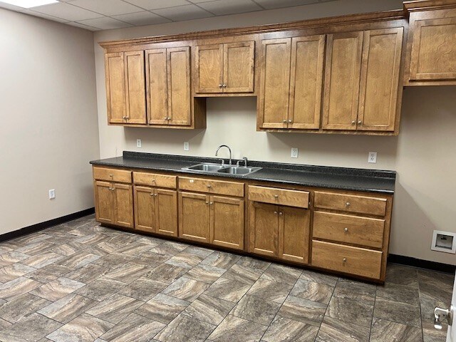 More Photos Of 164 Windy Hill Rd, Tifton Warehouse For Lease