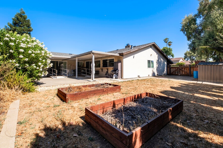 More Photos Of 1230 Vancouver Way, Livermore Assisted Living For Sale