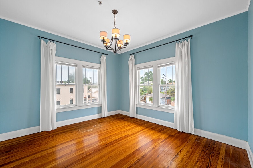 More Photos Of 2901 1st Ave N, Saint Petersburg Office For Lease