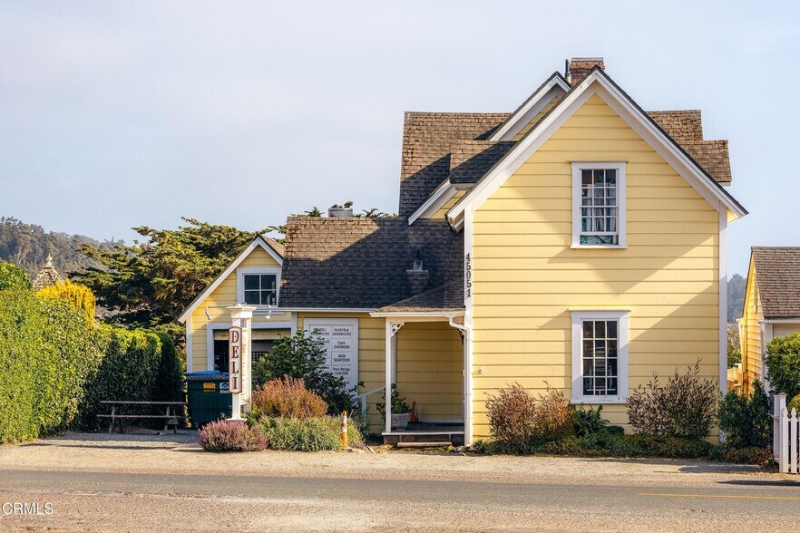 Primary Photo Of 45051 Ukiah st, Mendocino General Retail For Sale