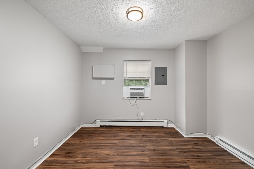 More Photos Of 25 Oakdale Ave, Akron Apartments For Sale