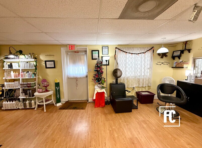More Photos Of 200 SW 3rd Ave, Okeechobee Freestanding For Sale