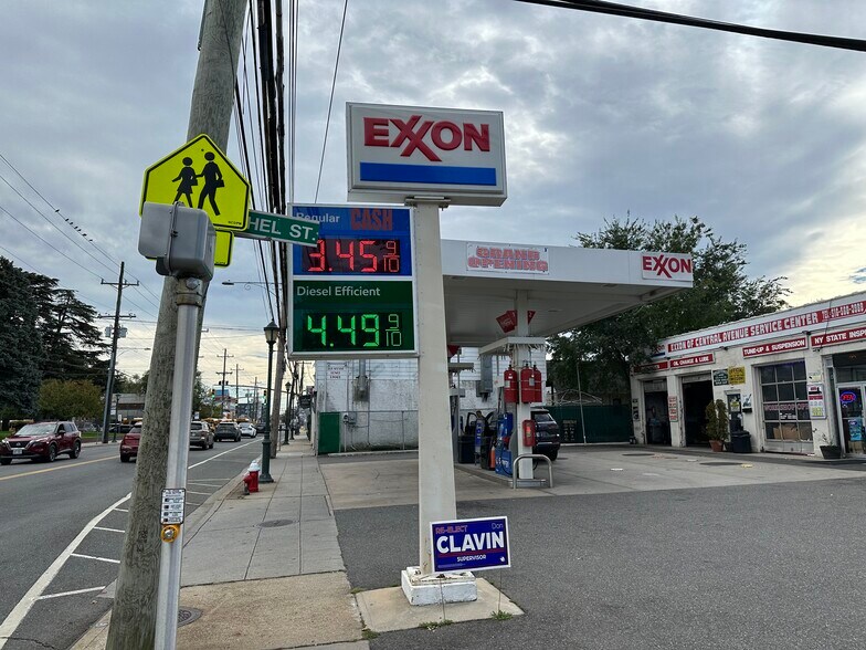 More Photos Of 206 N Central Ave, Valley Stream Service Station For Sale