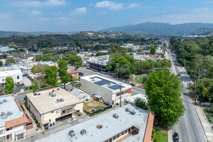 More Photos Of 24303 Walnut St, Santa Clarita Office For Lease