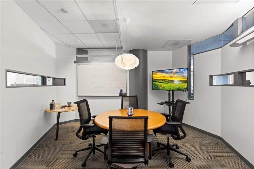 More Photos Of 1450 Veterans Blvd, Redwood City Office For Lease