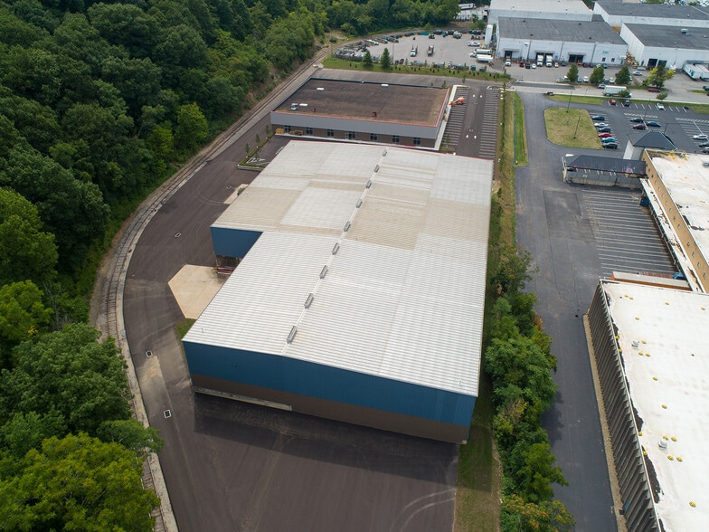 More Photos Of 2270 Roswell Dr, Pittsburgh Light Distribution For Lease