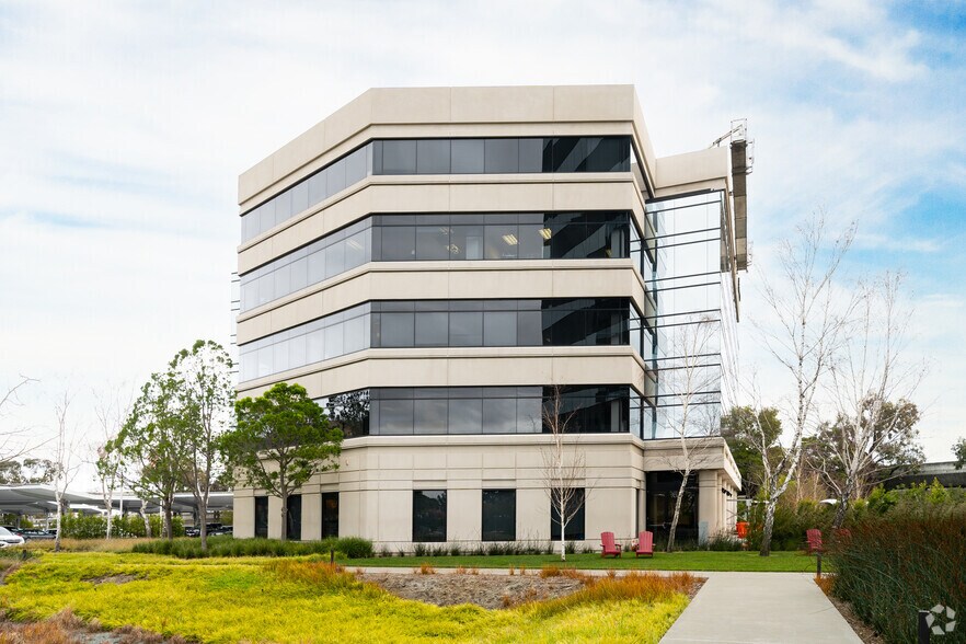 More Photos Of 1825 S Grant St, San Mateo Unknown For Lease