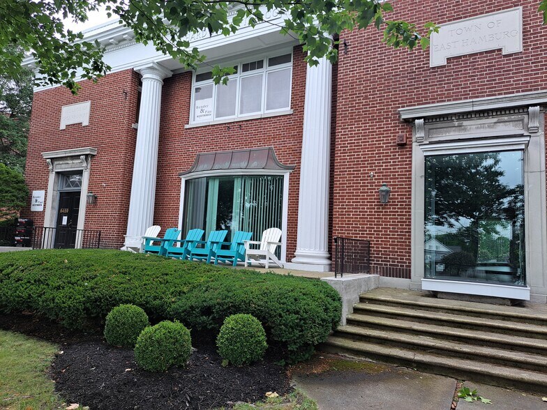 More Photos Of 4288 S Buffalo St, Orchard Park Storefront For Lease