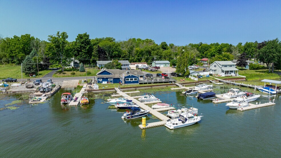 More Photos Of 8106 W Port Bay Rd, Wolcott Marina For Sale