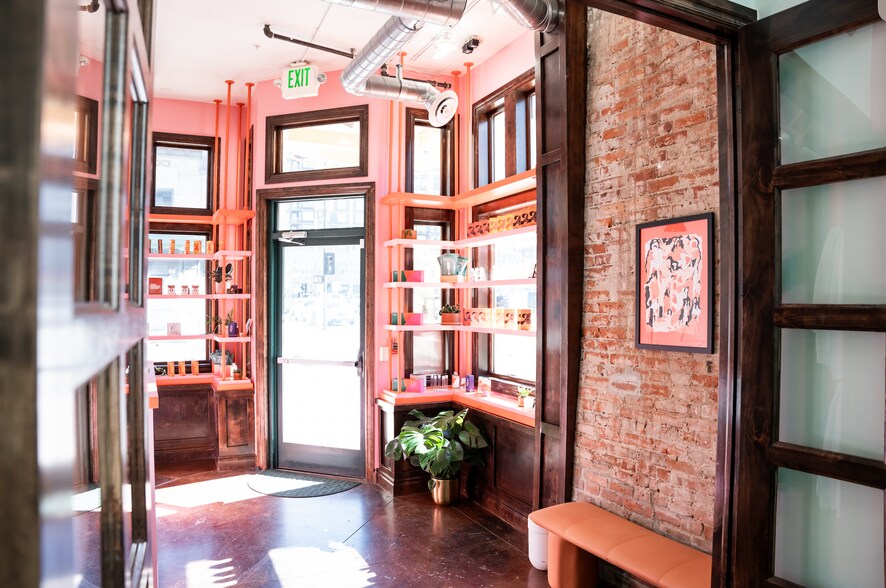 More Photos Of 2101-2107 Larimer St, Denver Loft Creative Space For Sale