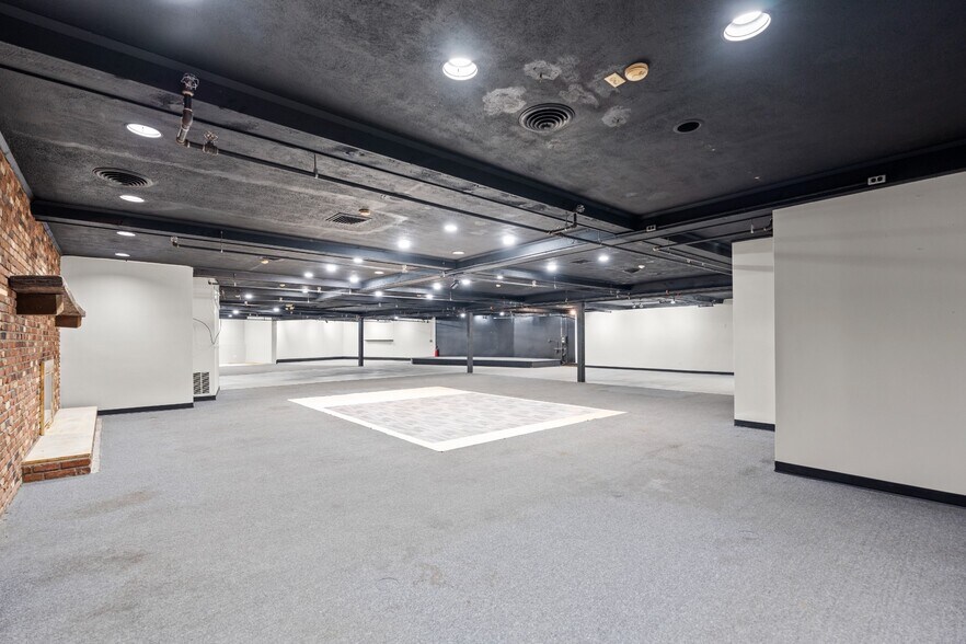 More Photos Of 50 Pleasant St, Norton Storefront Retail Office For Lease