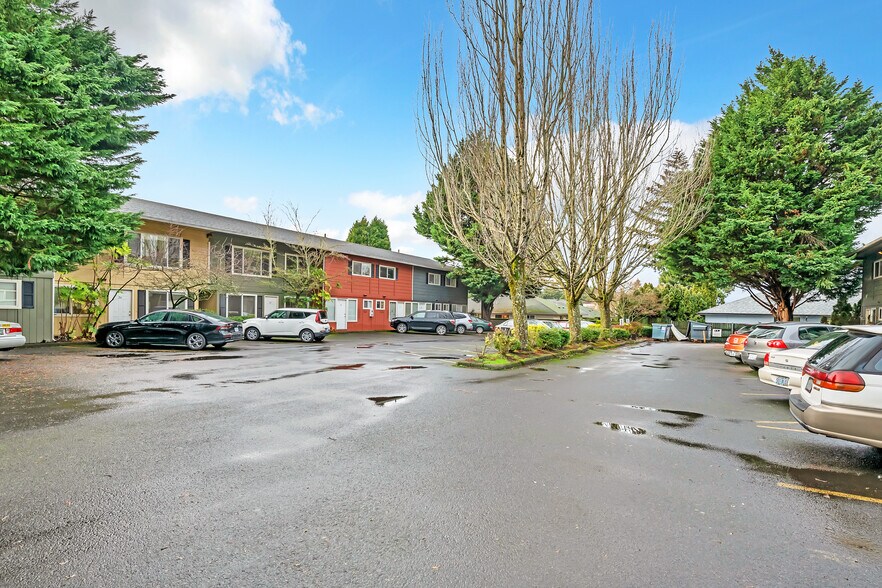 More Photos Of 2925 SE 50th Ave, Portland Apartments For Sale