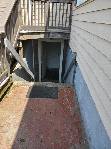 More Photos Of 8 Nells Way, Orleans Office For Lease