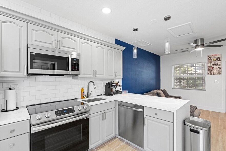 More Photos Of 1301 NE 16th Ter, Fort Lauderdale Apartments For Sale