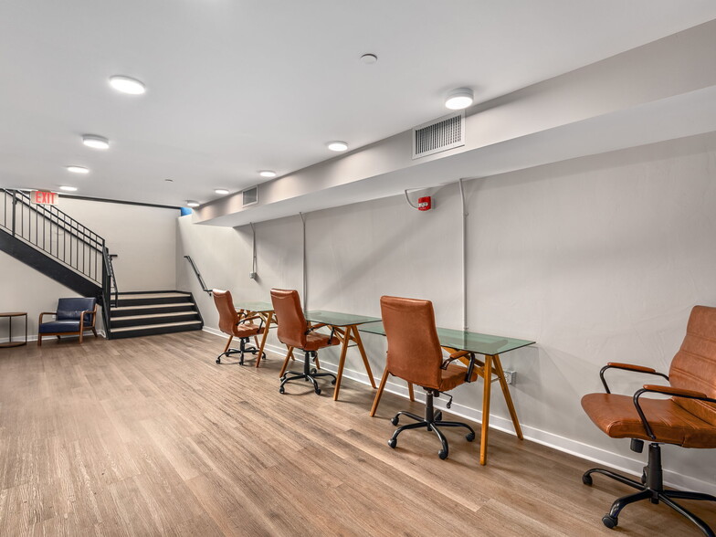 More Photos Of 39 Patton Ave, Asheville Office For Lease