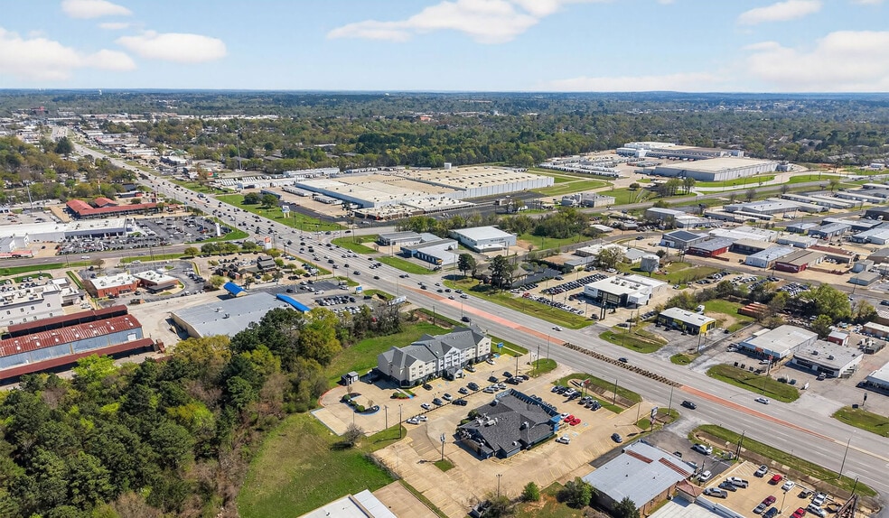 More Photos Of 1945 W Southwest Loop 323, Tyler Hotel For Sale