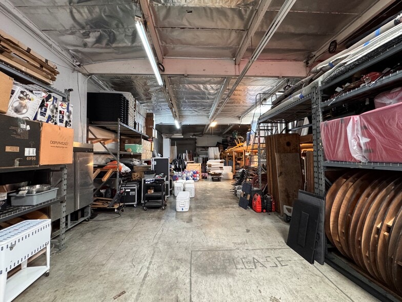 More Photos Of 12913 S Broadway, Los Angeles Manufacturing For Sale