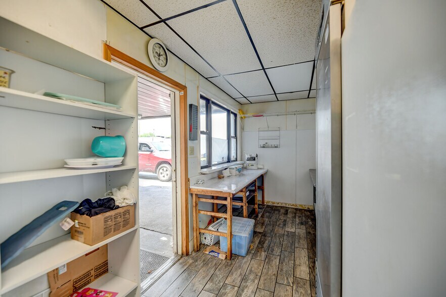 More Photos Of 430 W 3rd St, Nescopeck Restaurant For Sale