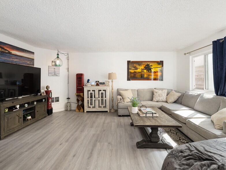 More Photos Of 118 S Lucia Ave, Redondo Beach Multifamily For Sale