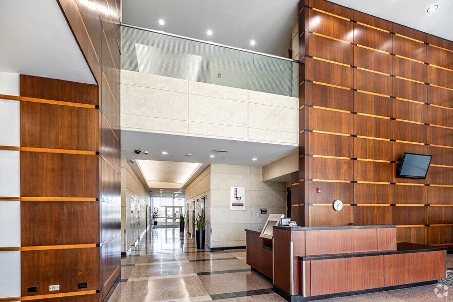 More Photos Of 12200 N Ambassador Dr, Kansas City Medical For Lease