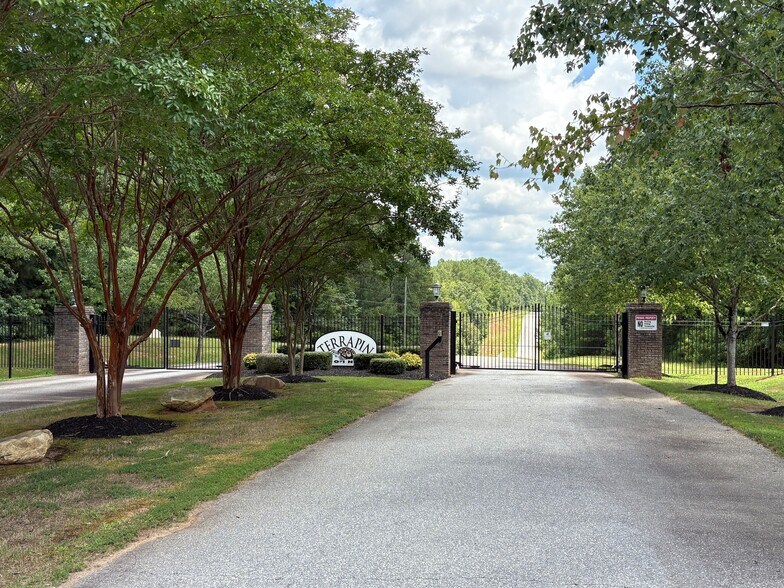 More Photos Of 000 Terrapin Point Rd, Hodges Land For Sale