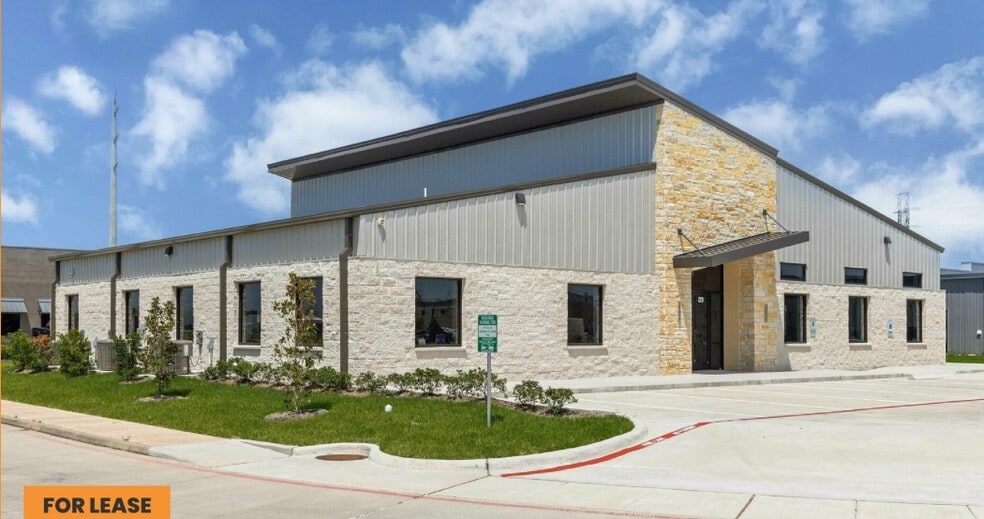 Primary Photo Of 229 Ibis St, Webster Office For Lease