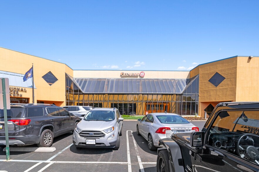 More Photos Of 8080 Old York Rd, Elkins Park General Retail For Lease