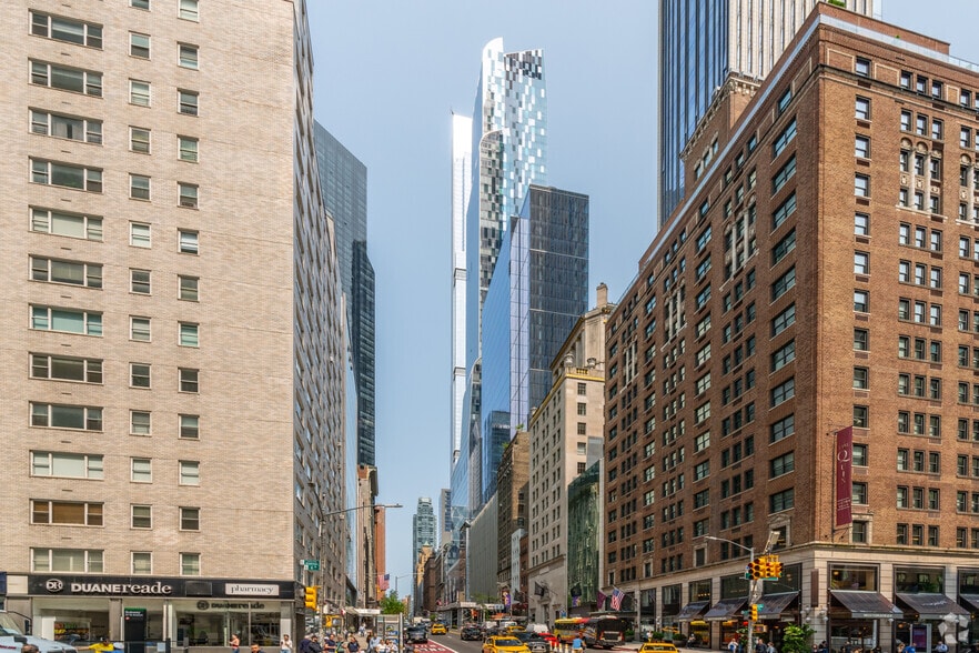 More Photos Of 157 W 57th St, New York Hotel For Lease