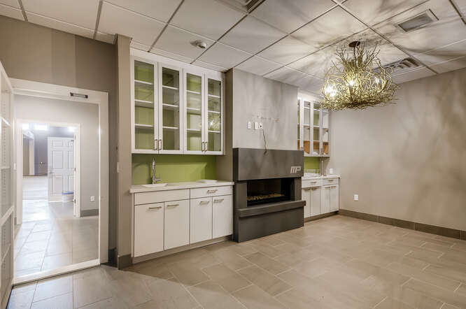 More Photos Of 4721 Ironton St, Denver Warehouse For Lease