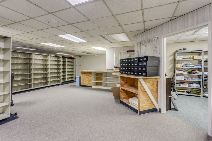More Photos Of 20 S Stewart St, Winchester Medical For Sale