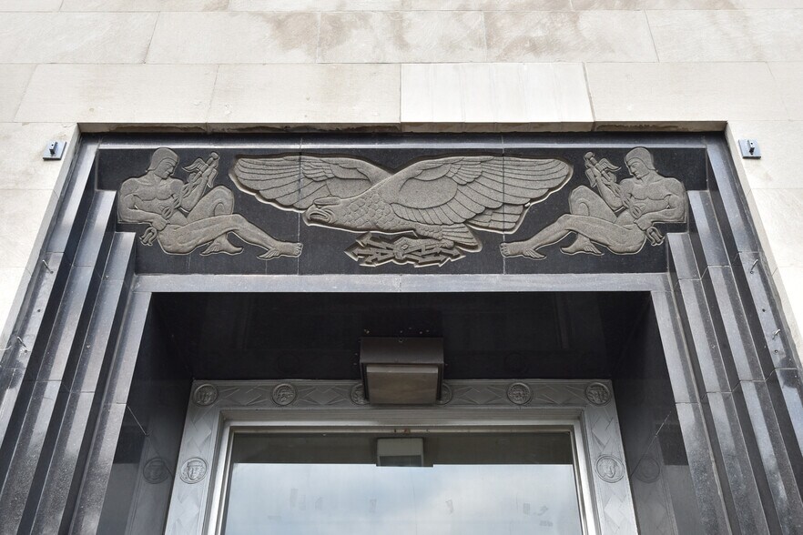 More Photos Of 4001-4015 N Oakland Ave, Shorewood Apartments For Sale