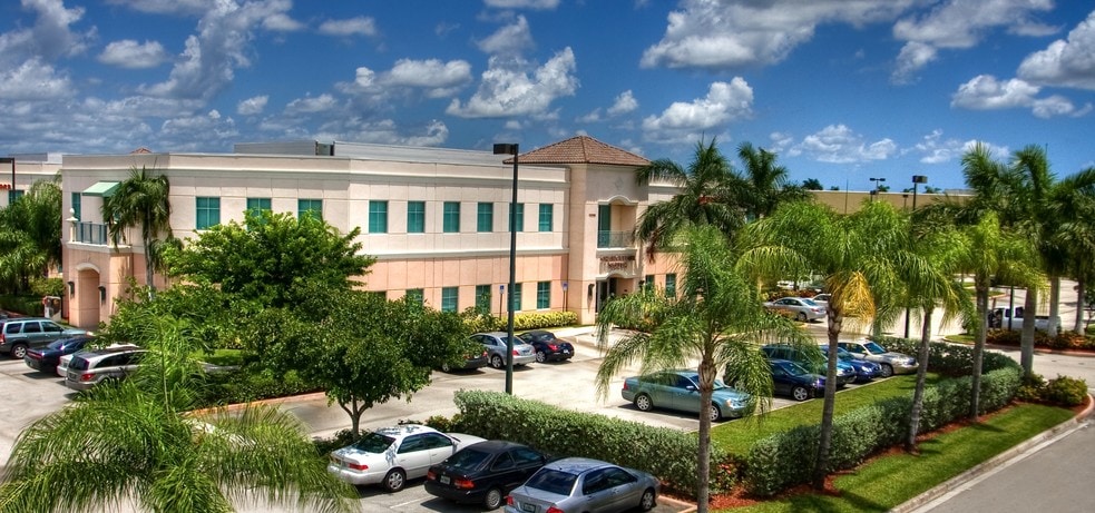 Primary Photo Of 12008 South Shore Blvd, Wellington Medical For Lease