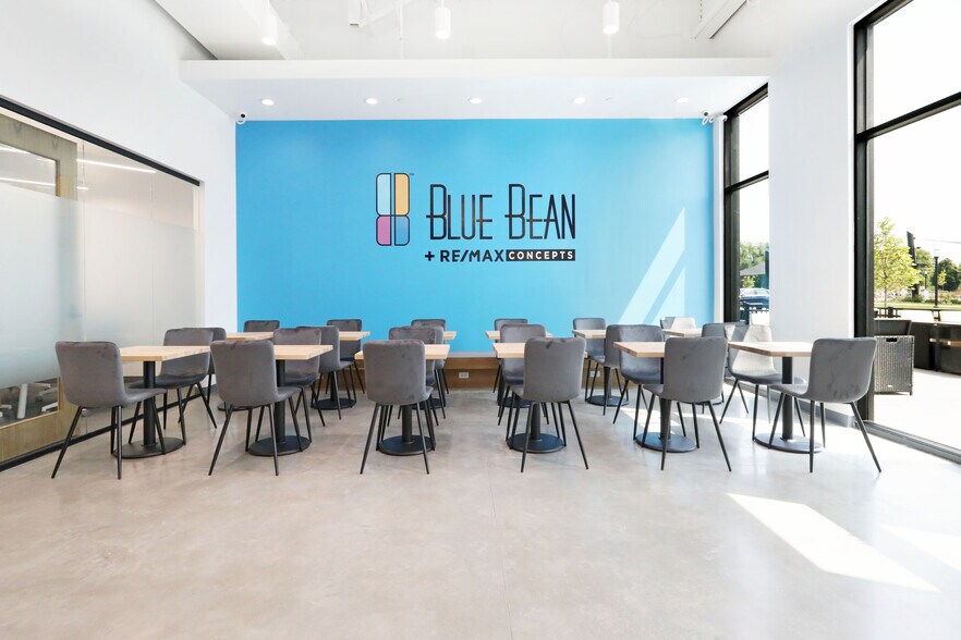 More Photos Of NW 62nd & Merle Hay Rd, Johnston Freestanding For Lease