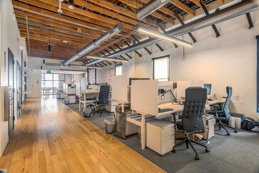 More Photos Of 510-514 S Broadway, Los Angeles Office For Lease