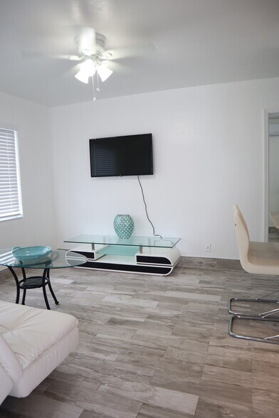 More Photos Of 101-107 Tacoma Ln, West Palm Beach Apartments For Lease