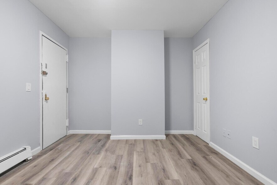 More Photos Of 58 Chestnut St, Yonkers Apartments For Sale