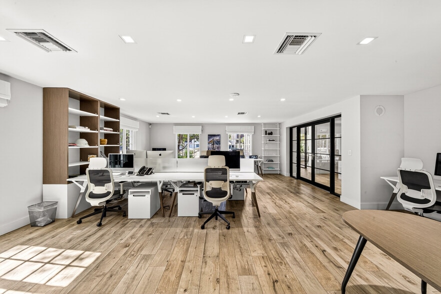 More Photos Of 5801 Biscayne Blvd, Miami Loft Creative Space For Lease