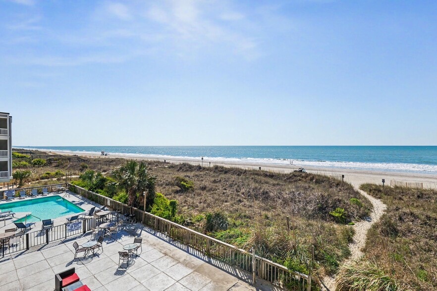 More Photos Of 1415 S Ocean Blvd, North Myrtle Beach Hotel For Sale