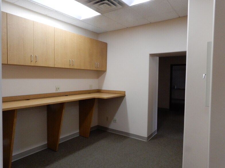 More Photos Of 1424 Ohio Ave, Dunbar Light Distribution For Sale