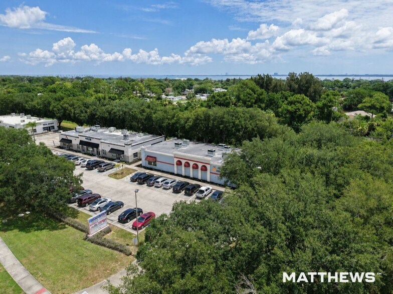 More Photos Of 3750 Curtis Blvd, Port Saint John Showroom For Sale