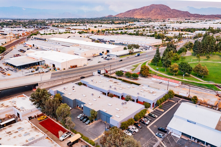 More Photos Of 1504 Columbia Ave, Riverside Manufacturing For Lease