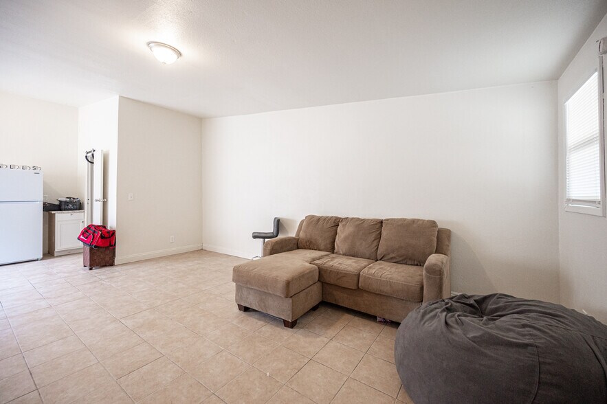 More Photos Of 5900 Cassedy Ln, Las Vegas Apartments For Sale